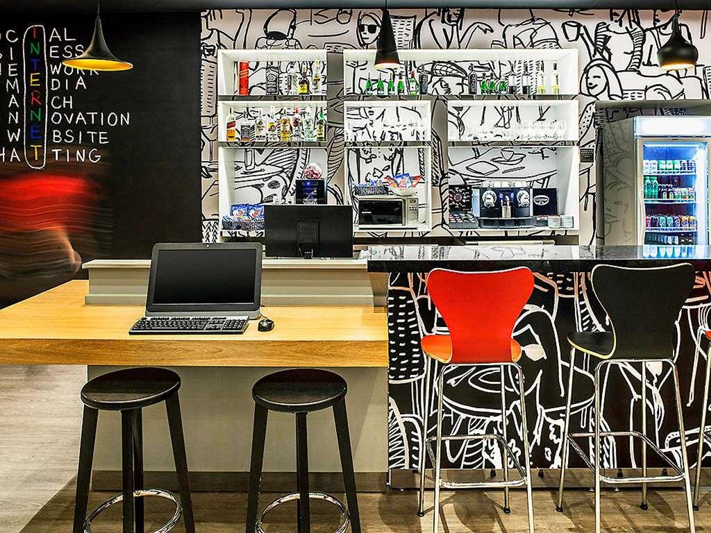 Ibis Juiz De Fora Otel Restoran fotoğraf